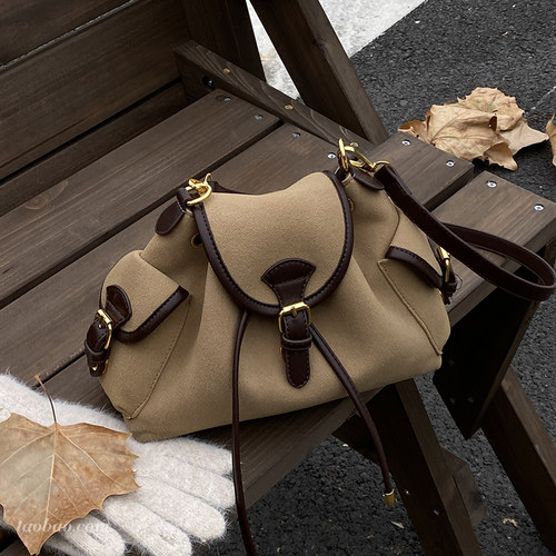 磨砂高级感小众设计手提包