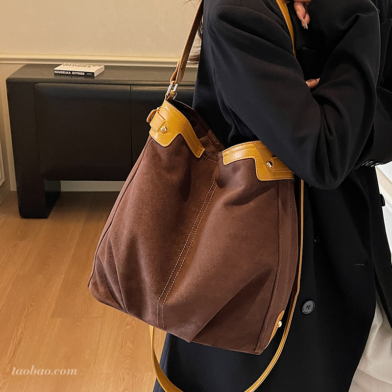 麂皮绒大容量托特包2025冬季新款