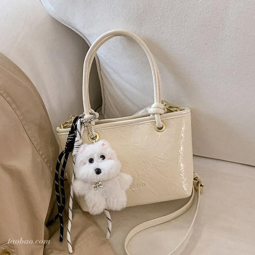 复古百搭通勤女水桶包