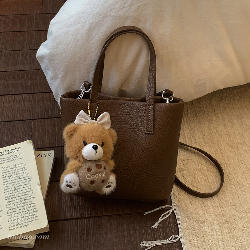 时尚简约复古小包包女2026新款百搭单肩斜挎包精致超火手提水桶包,箱包皮具/热销女包/男包,水桶包,淘宝优惠券,粉丝福利购,淘宝优惠卷