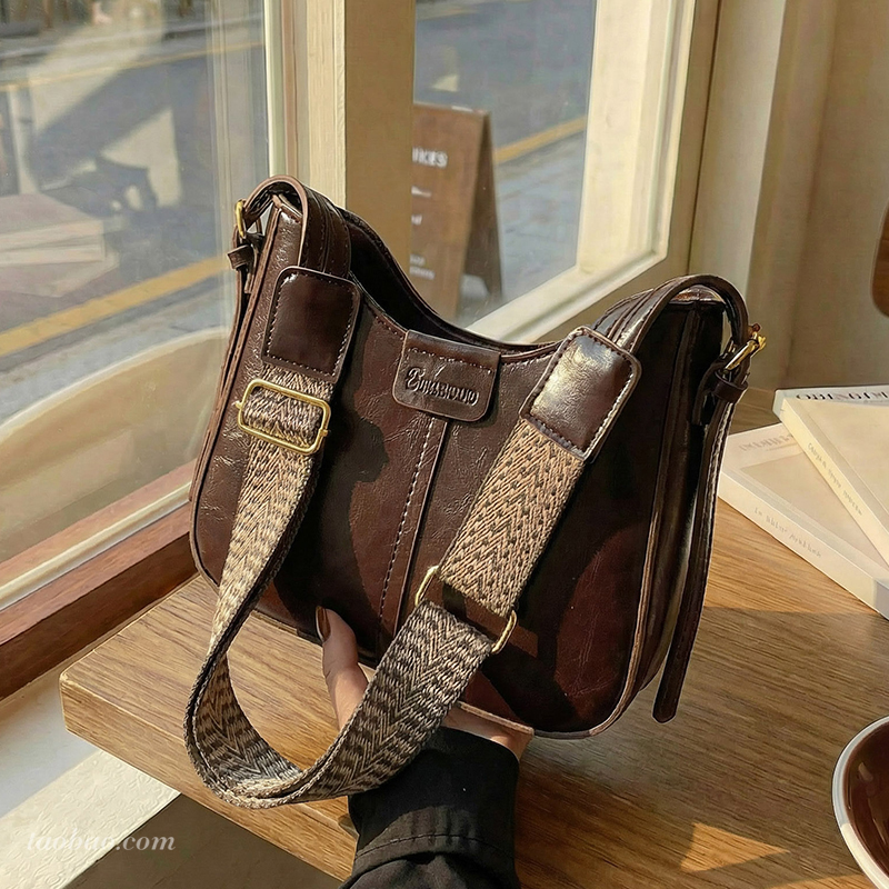 新款大容量油皮托特包斜挎