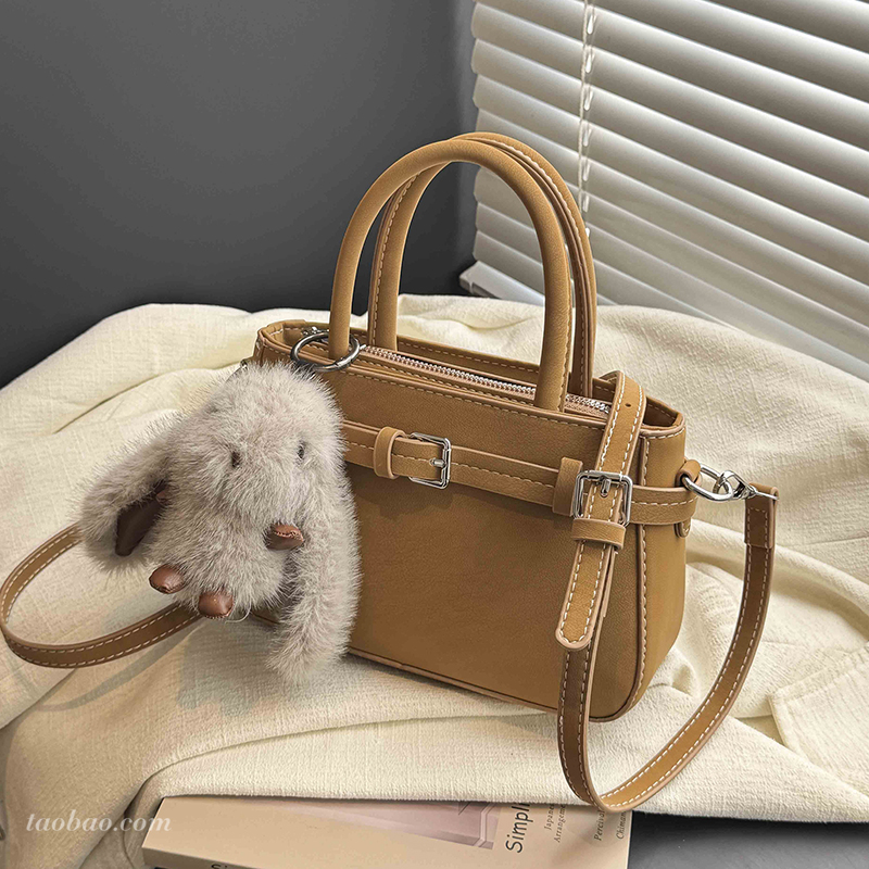 2025秋冬新款高级感小方包