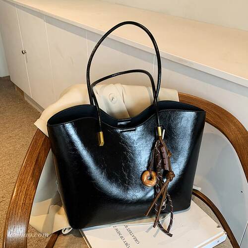 高级感通勤腋下潮流百搭托特包