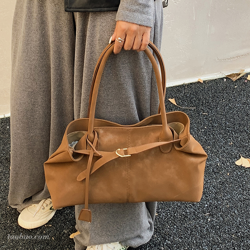 高级感时尚磨砂质感单肩包