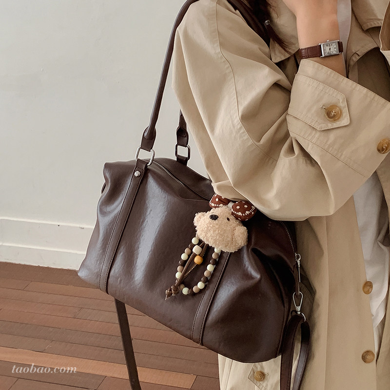 美拉德复古大容量包包女2026新款时尚通勤单肩斜挎包手提波士顿包,箱包皮具/热销女包/男包,托特包,淘宝优惠券,粉丝福利购,淘宝优惠卷