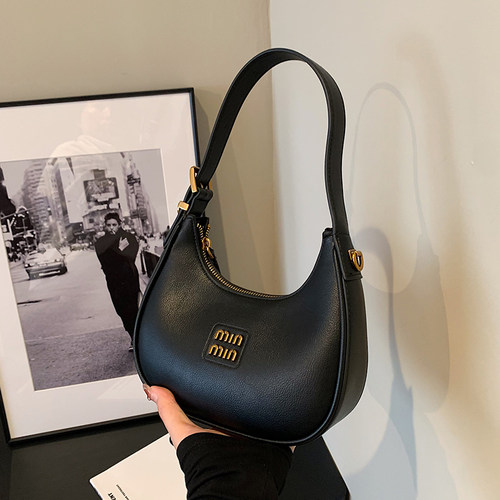 2023秋冬新款高级时尚流行腋下包