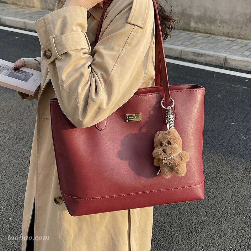 高级感大容量红色包包女2026新款时尚通勤单肩包手提托特包水桶包,箱包皮具/热销女包/男包,托特包,淘宝优惠券,粉丝福利购,淘宝优惠卷