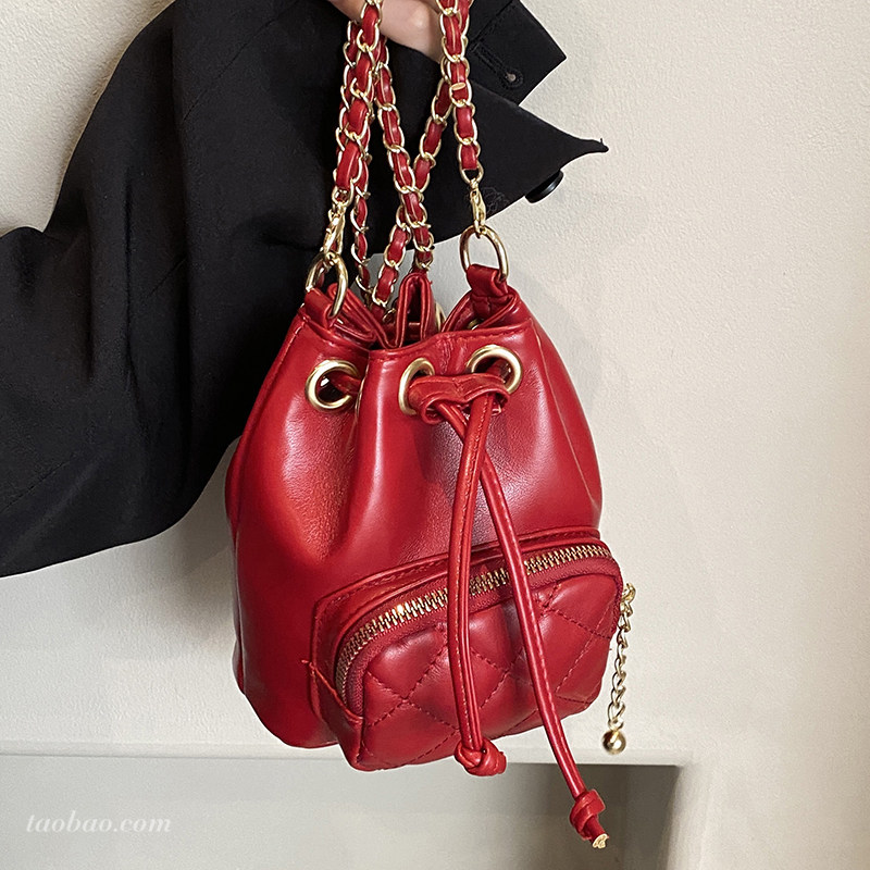 精致超火小包包女2026新款迷你百搭链条斜挎包时尚流行爆款水桶包,箱包皮具/热销女包/男包,水桶包,淘宝优惠券,粉丝福利购,淘宝优惠卷