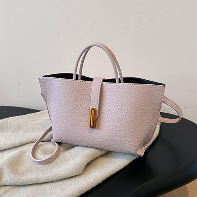 2024高级小众设计大容量女水桶包