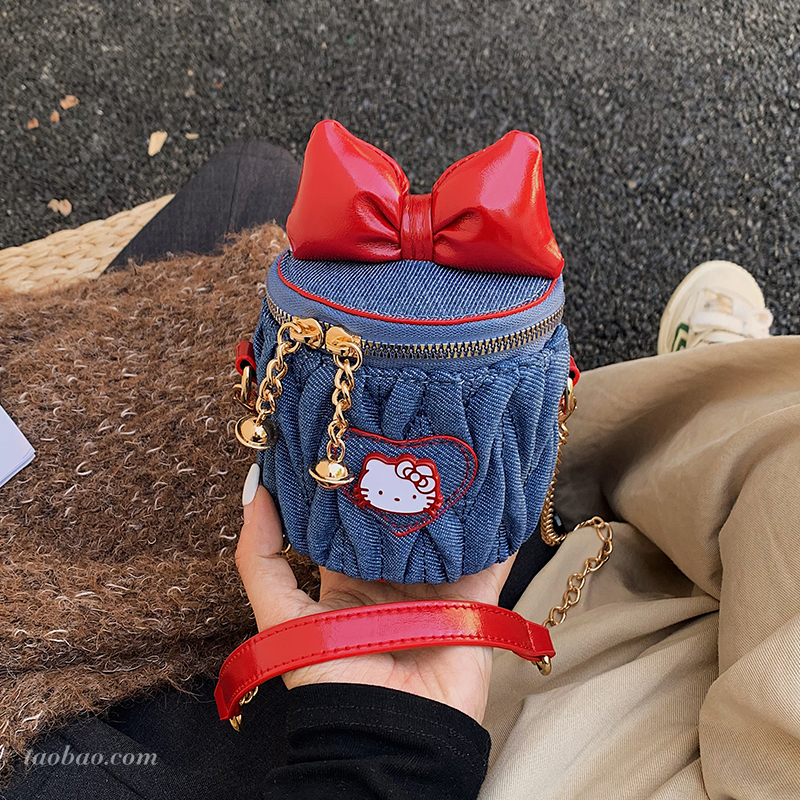 洋气蝴蝶结水桶包2025新款