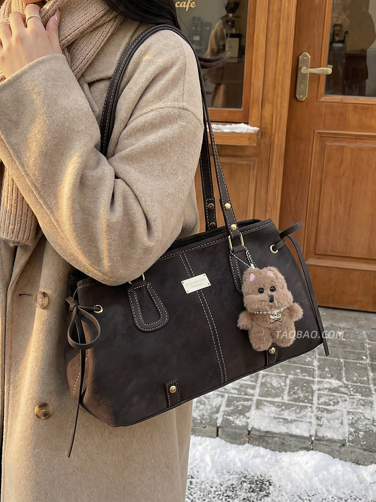 Commuter retro nubuck bag women's 2026 new fashion large-capacity