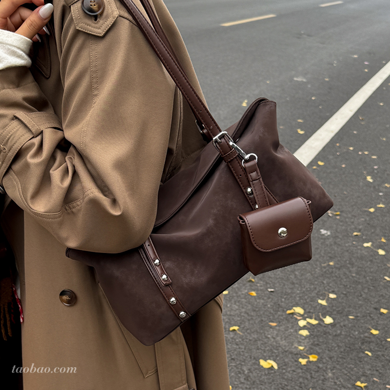 简约高级感麂皮绒托特包