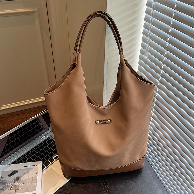 2025秋冬季新款潮流时尚托特包