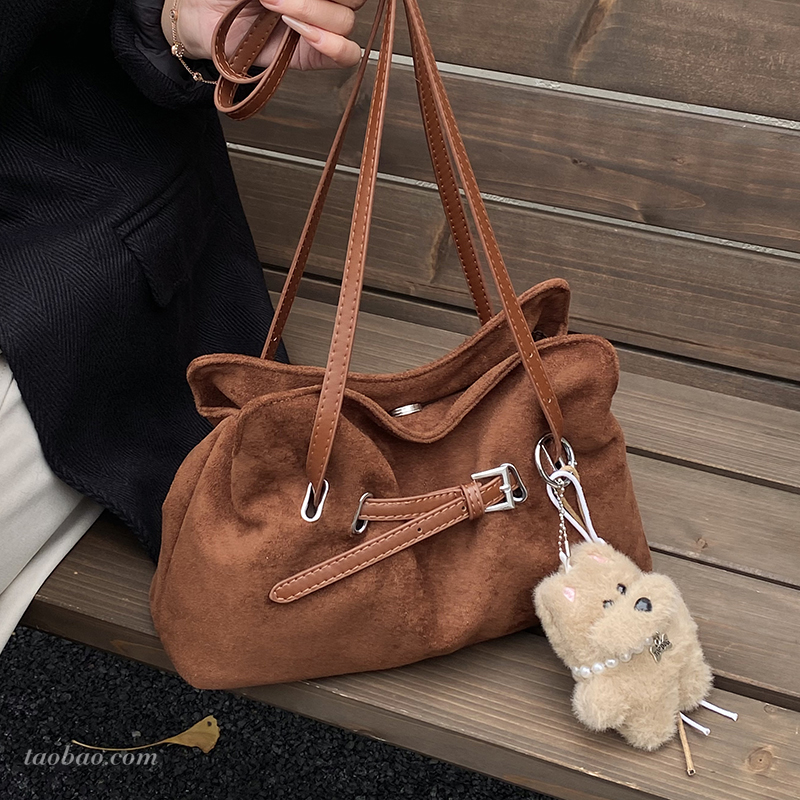 日韩风麂皮绒水桶包秋冬新款