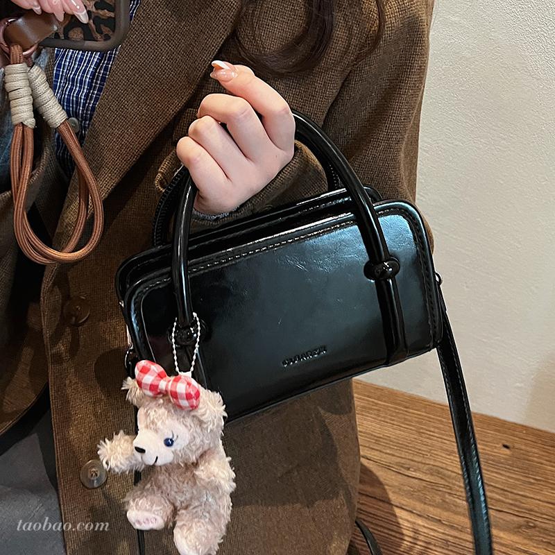 2024秋季新款潮流时尚小方包