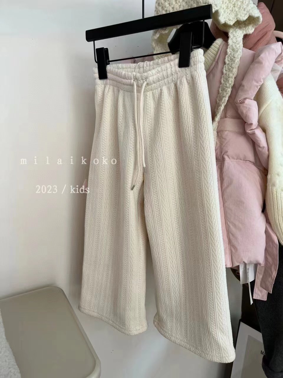 milaikoko米莱童装2023冬款男女童休闲直筒裤加绒阔腿裤1087012