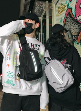 腰包男新款街头时尚褶皱单肩背包