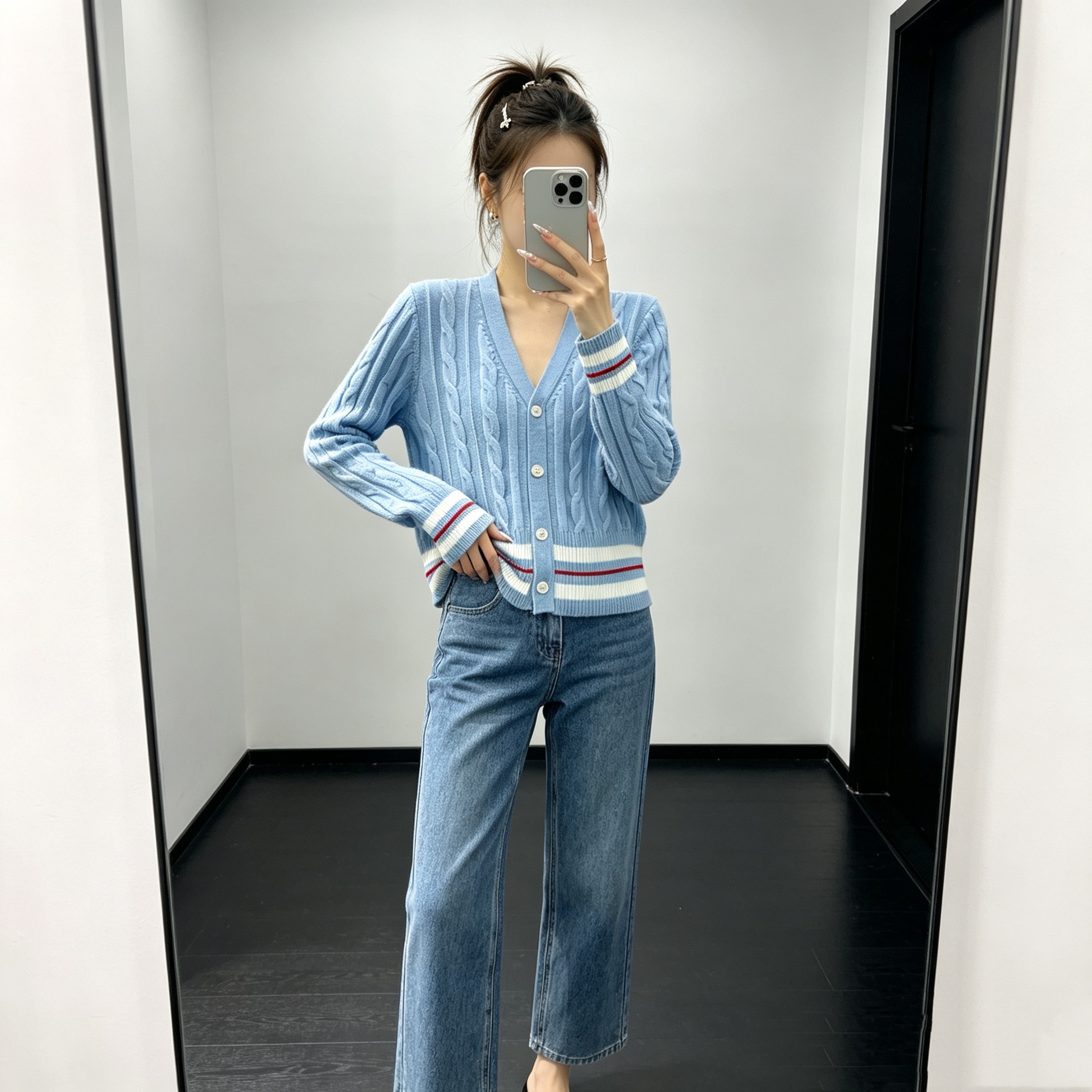 麻花针织开衫女早秋冬外搭撞色条纹V领下摆两侧纽扣绞花长袖外套