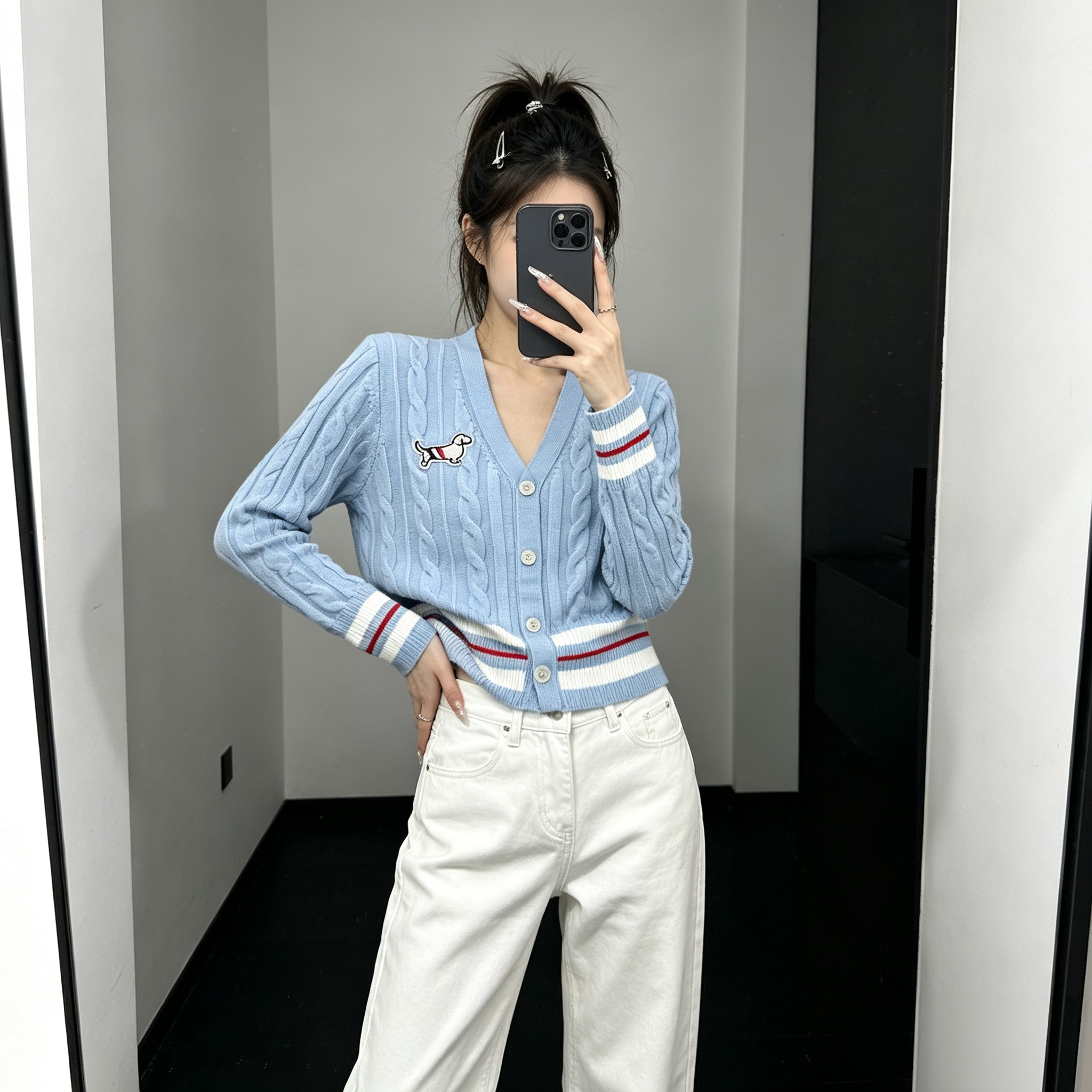 麻花针织开衫女秋外搭撞色条纹V领下摆纽扣绞花小狗刺绣长袖外套