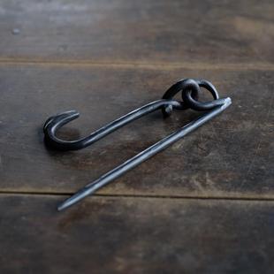 手作锻造铁制锤入式挂钩木钉钩子壁挂收纳钩民宿庭院装饰吊钩