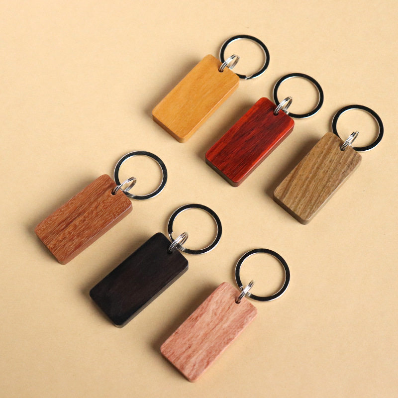 民宿钥匙扣雕刻字定制木质钥匙牌订制毕业礼物姓名字小吊牌锁匙牌