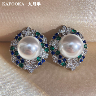 【富贵花】蓝宝石闪锆14mm冷光澳白珍珠耳钉珠宝感高端优雅耳饰女