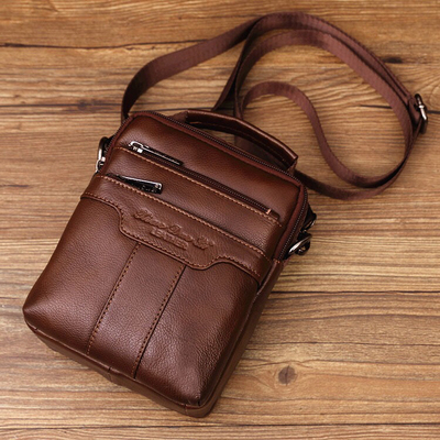 新品男士斜挎包真皮复古头层牛皮