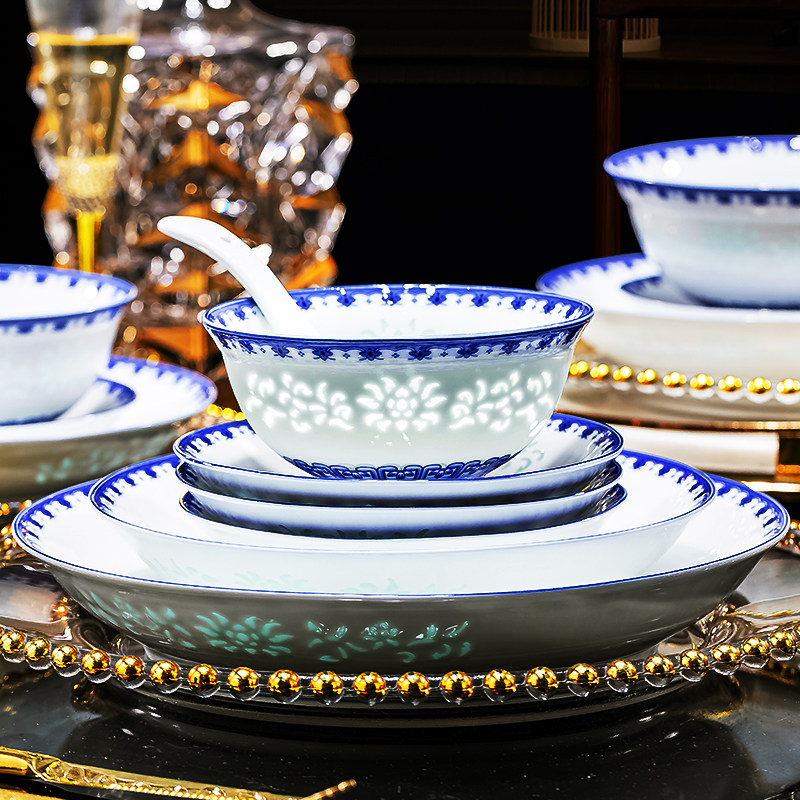 新品瓷告白釉中青花玲珑瓷手绘风花鸟陶瓷餐具套装景德镇高端礼瓷