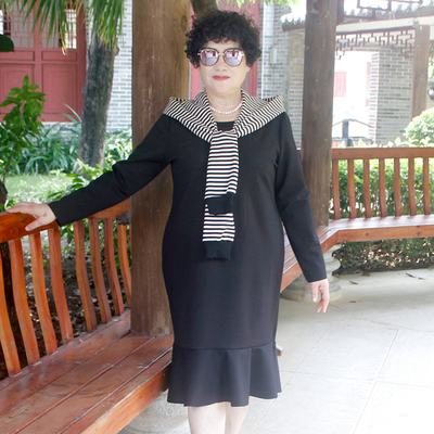两件套时尚连衣裙宽松妈妈装条纹