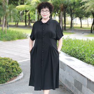 胖妈妈夏装连衣裙加肥加大码宽松遮肚子显瘦中老年女洋气系扣长裙