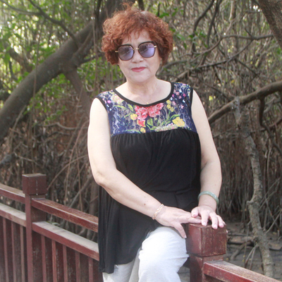 遮肚子300斤胖妈妈无袖大背心