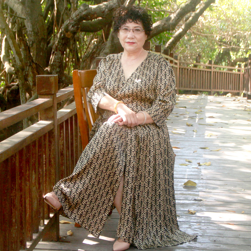 时尚大摆真丝腰带妈妈款长裙透气