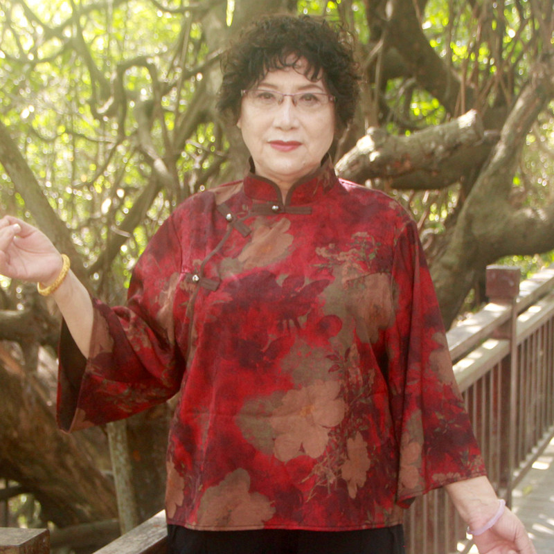 改良唐装真丝花萝宽松妈妈款上衣