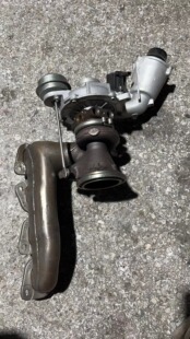 E400 E300 E350 E320 E63涡轮增压器拆车件 212奔驰271 E200 E260