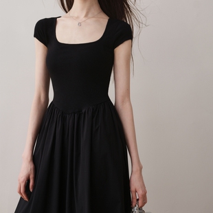 高端定制气质方领针织拼接黑色连衣裙夏季新款法式通勤中长A字裙