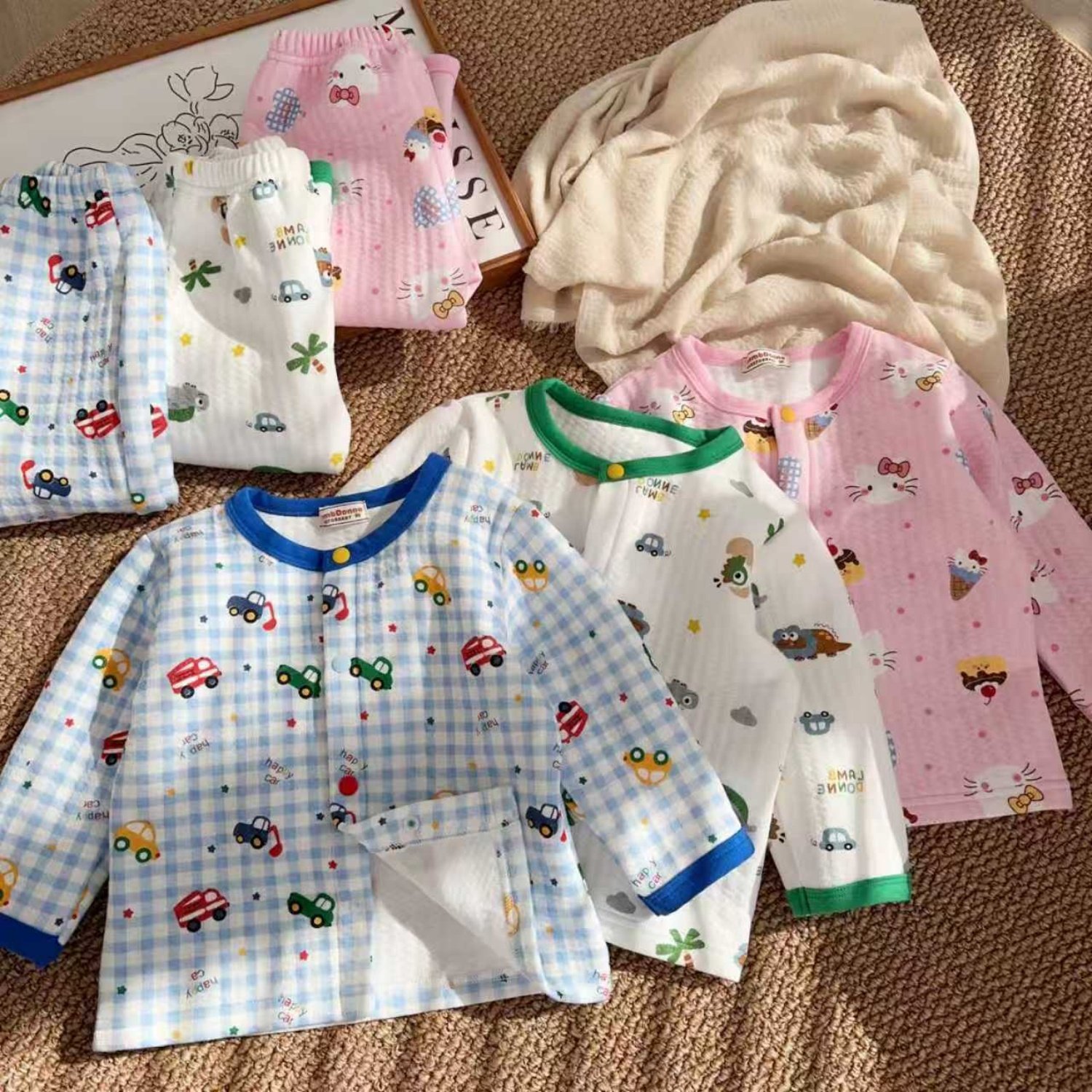 儿童卡通印花家居服套装可爱舒服男童女童睡衣居家服上衣裤子套装,童装/婴儿装/亲子装,套装,淘宝优惠券,粉丝福利购,淘宝优惠卷