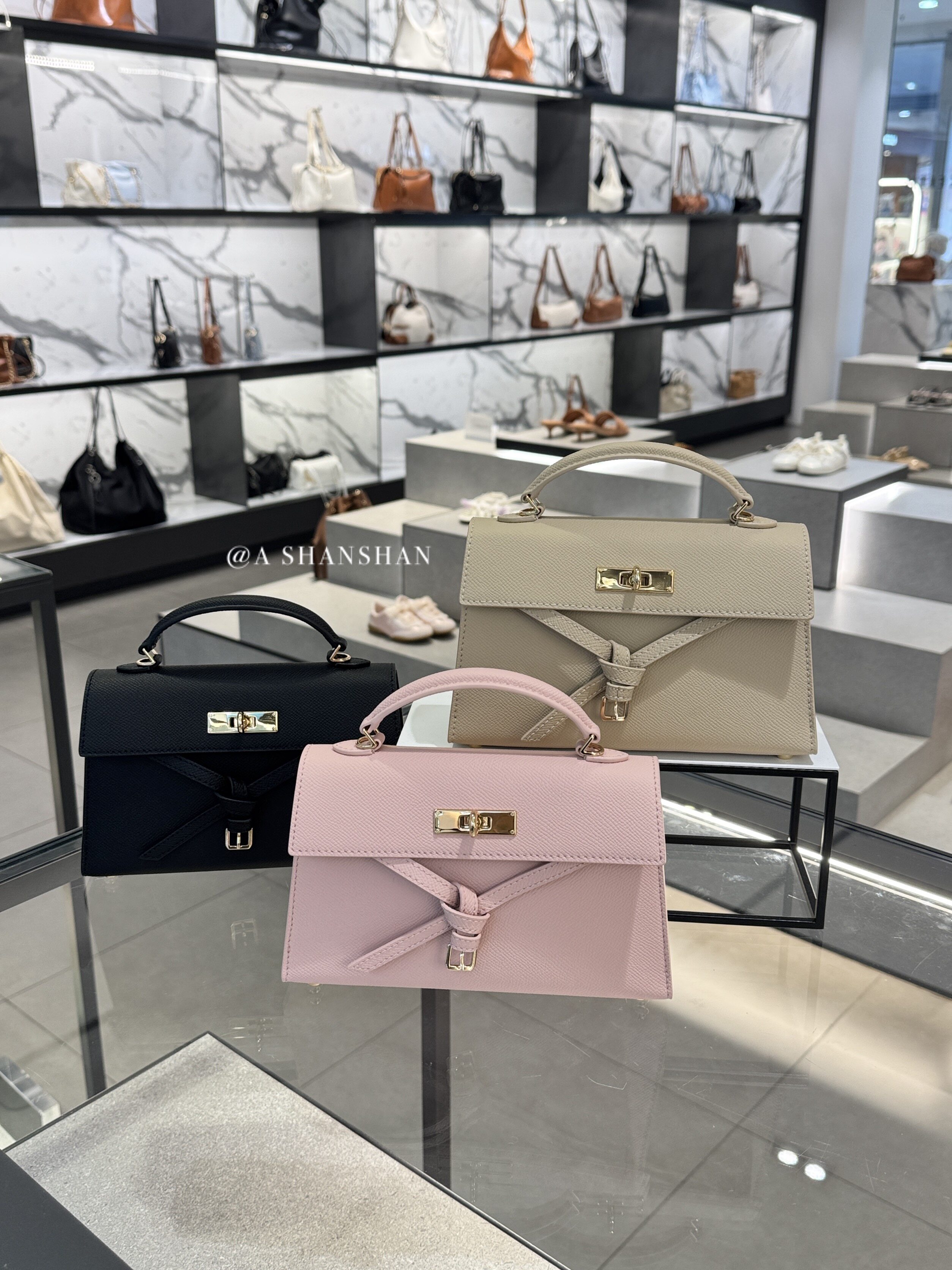 【珊珊家不退换】CK新品CK2-50701691荔枝纹手提领结包斜挎包