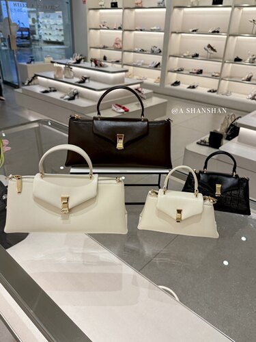 【珊珊家不退换】CHARLES＆KEITH手提CK2-50271764简约小方斜挎包