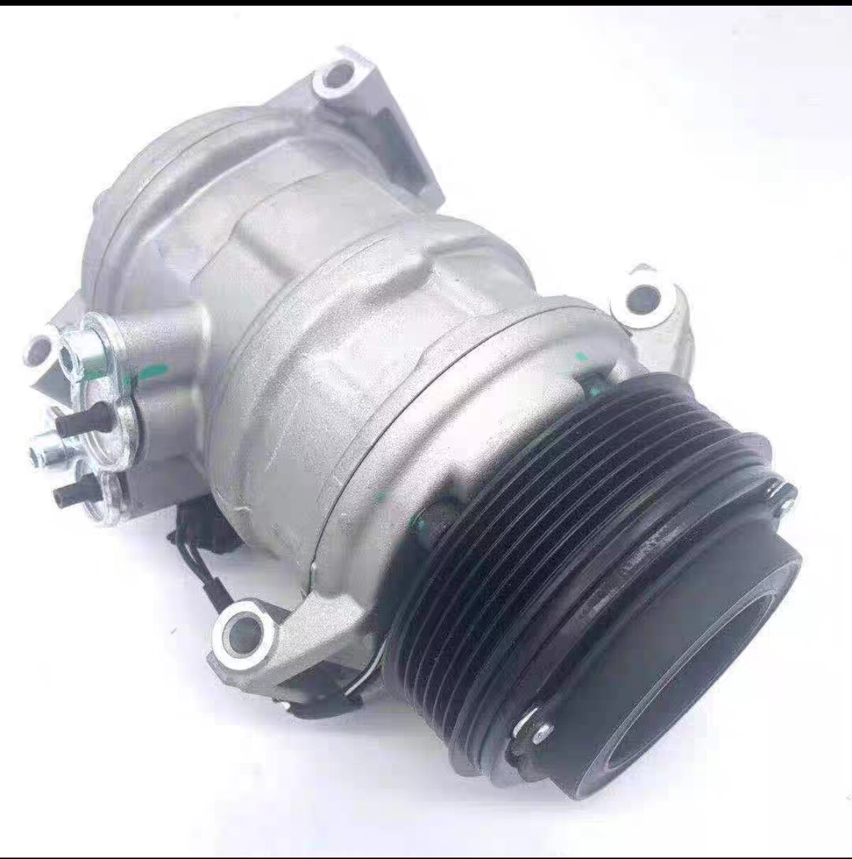 适用于凯迪拉克ATSL/XTS/SRX/赛威SLS/CTS汽车空调压缩机冷气泵图片