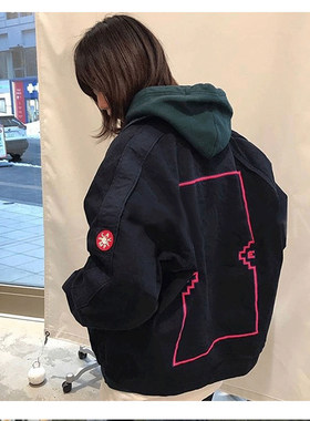 圆领秋冬宽松刺绣潮牌
