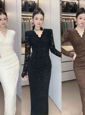 Luo高品质性感V领雪尼尔包臀长裙紧身收腰显瘦加绒保暖蕾丝连衣裙