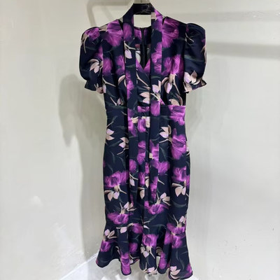 Luo法式V领紧身收腰印花连衣裙潮