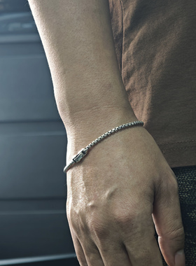 铁头的店925银 “F1狂飙飞车”布拉德皮特同款银盒链  手链手环