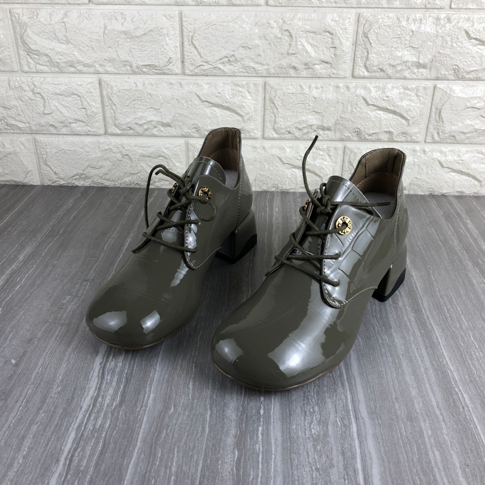 真皮牛皮女鞋粗跟深口单鞋皮鞋