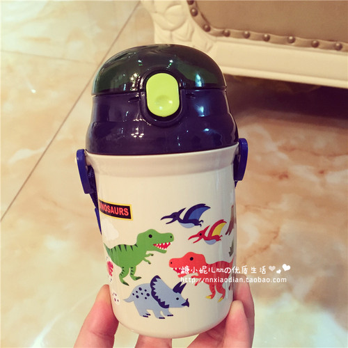 skater340ml斜挎日本制吸管水壶