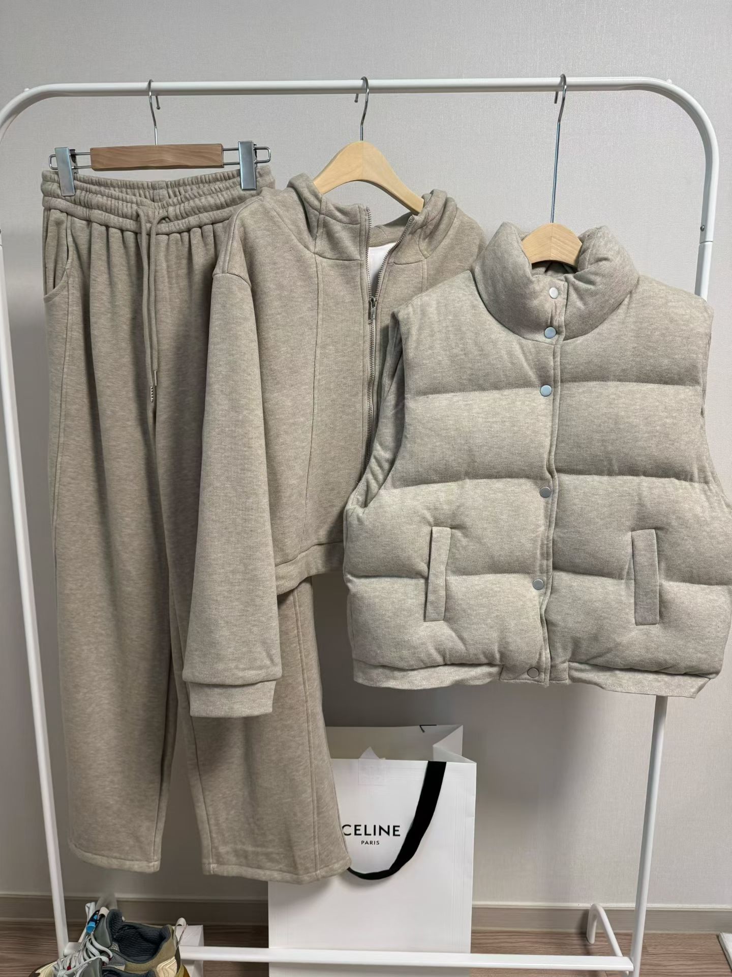 棉马甲女短款立领加厚保暖马甲+连帽加绒外套+加绒长裤三件套