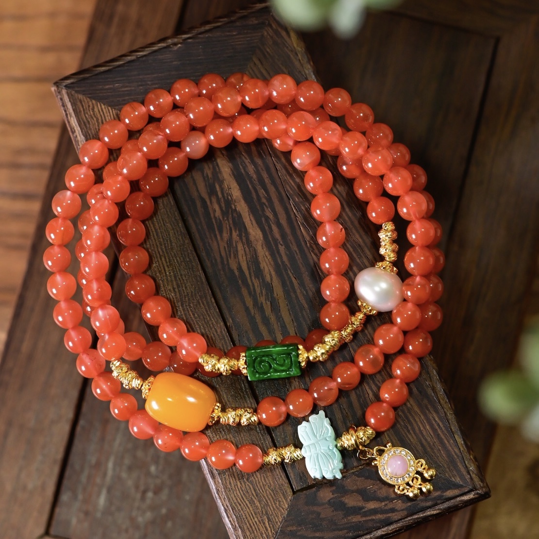 天然冰红南红玛瑙手链A货干青方珠翡翠蜜蜡珍珠原矿松石蝴蝶手串