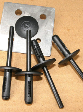 宝马X1X3X5X6轮眉铆钉膨胀轮眉铆钉前后护板饰板固定卡子铆钉卡扣