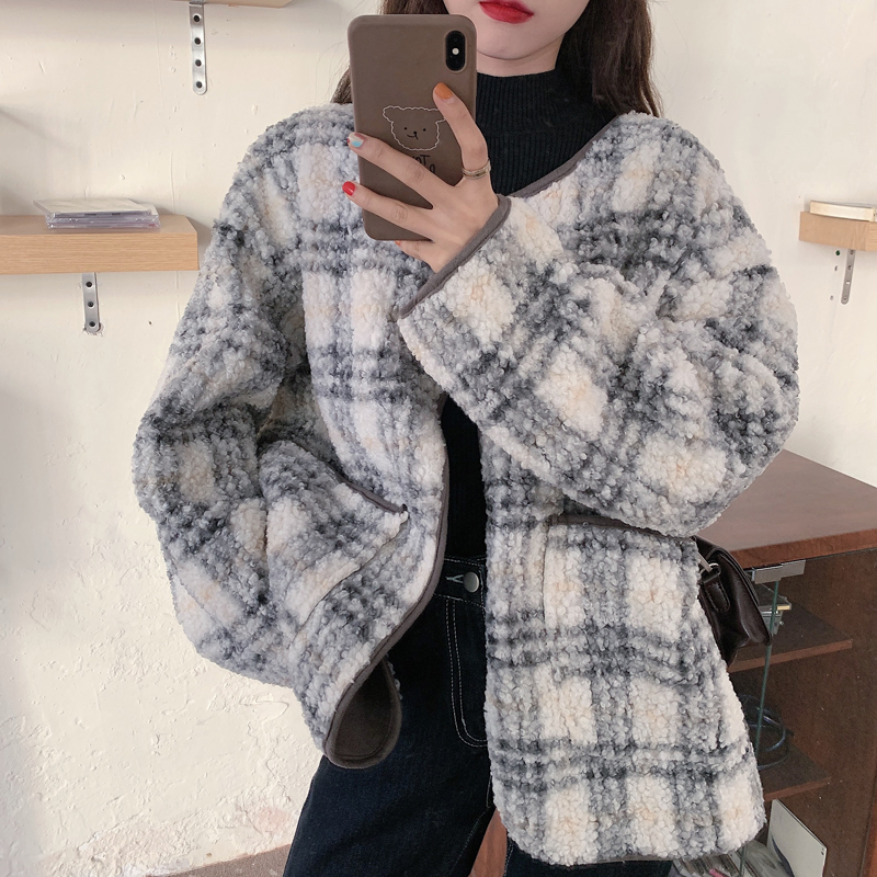 大码女装洋气格子羊羔毛外套