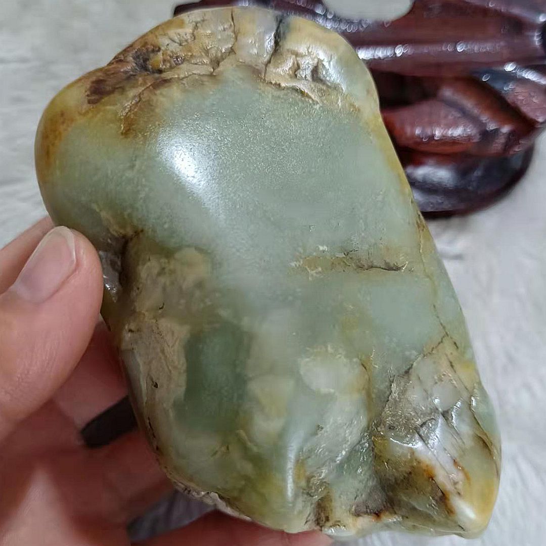 376克和田青白玉籽料原石 黄沁皮包玉 鸭蛋青青白玉籽真皮雕刻料